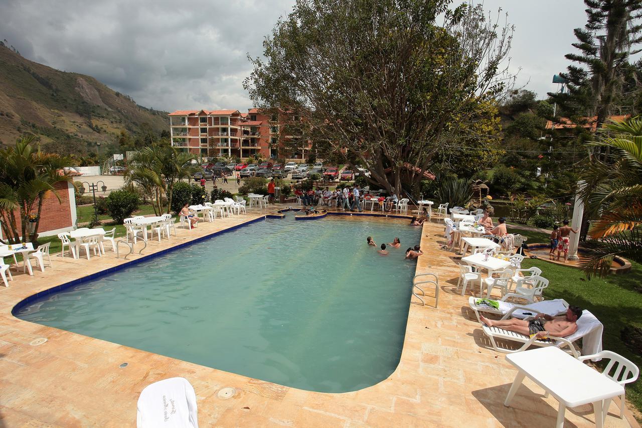 Termales Santa Monica Hotel Choachí Eksteriør billede